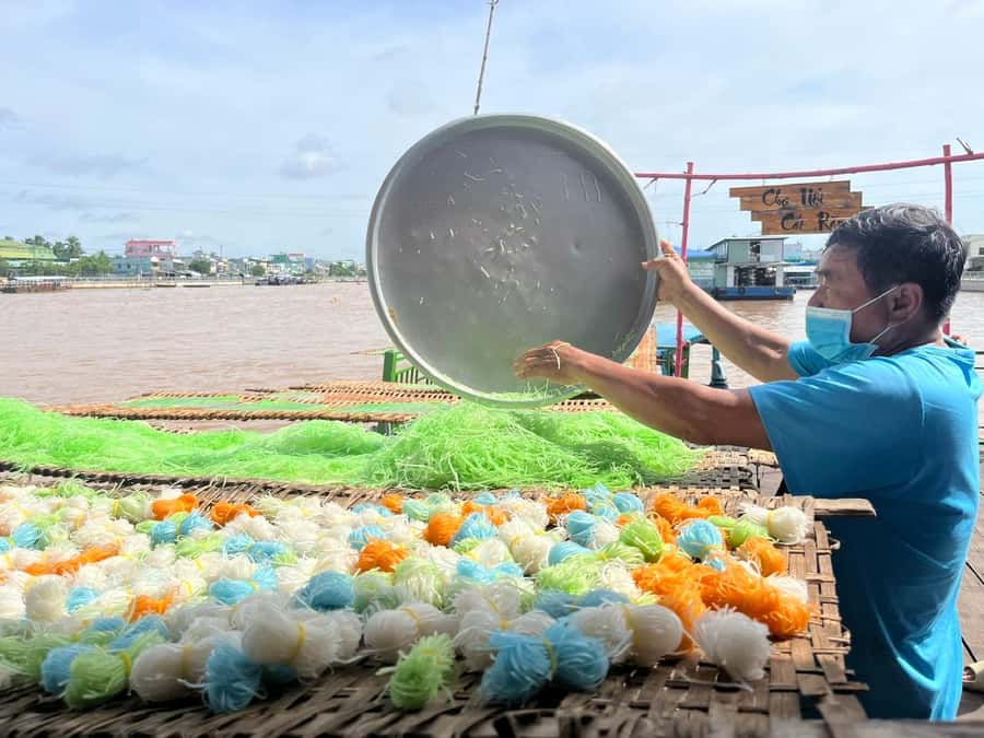 1 Day Mekong Tour: Cai Rang Floating Market & MyTho-Ben Tre - From market to workshops: hu tieu, pineapple, and the food lesson plan