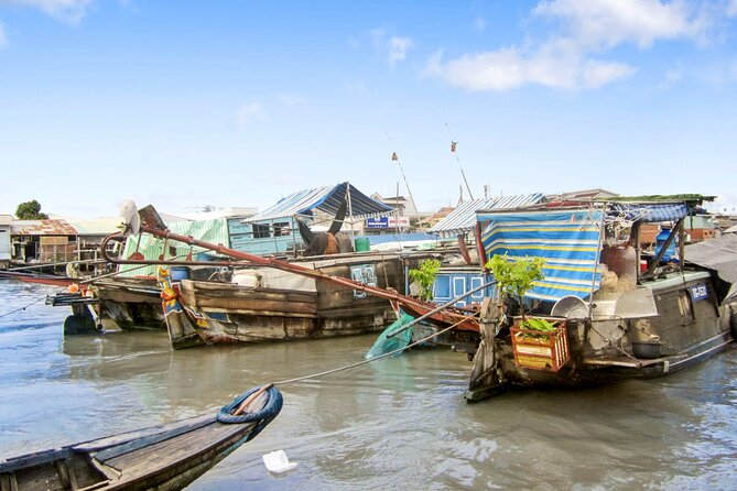 2-Day Mekong Delta Tour with Homestay - Village roads and the xe loi ride: a practical way to see daily life