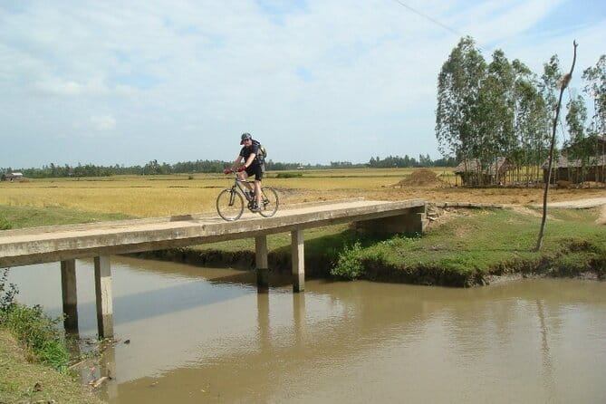 3 Days Cycling Mekong Delta - Meeting in Ho Chi Minh City and Getting Rolling at 7:30 am