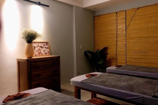 60 minutes Body Massage with Ginger Oil - What’s Included (and What Isn’t) So You Can Plan Ahead