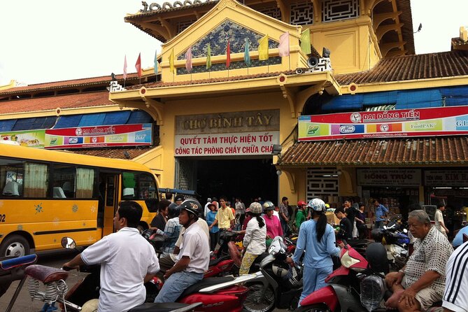 Afternoon Half-Day Introduction to Saigon Tour - Stop 3: Ben Thanh Market—Souvenirs and Local Everyday Energy