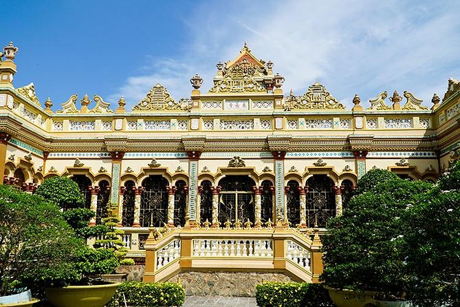 Authetic Mekong Delta Private Tour From Ho Chi Minh City - Lunch at Nhà hàng Sông Nước Miền Tây: Comfortable, Local, and Included