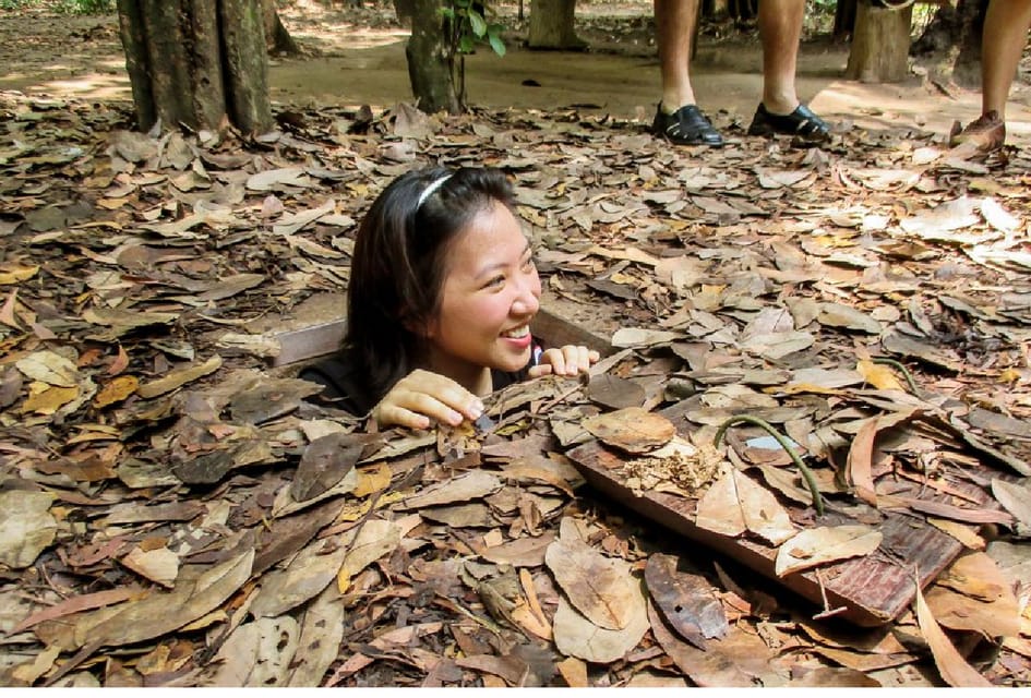 Black Virgin Moutain, Cu chi tunnels & Cao dai temple 1 day - Tour languages: English, Chinese, and French options