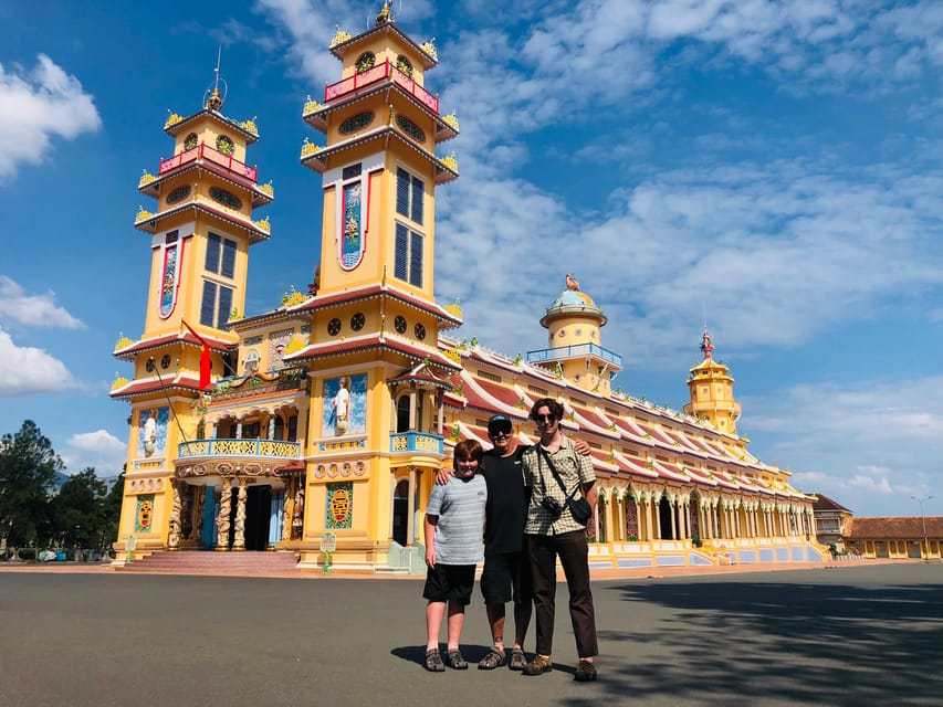 Black Virgin Moutain, Cu chi tunnels & Cao dai temple 1 day - Lunch break on the way: a real reset, not filler
