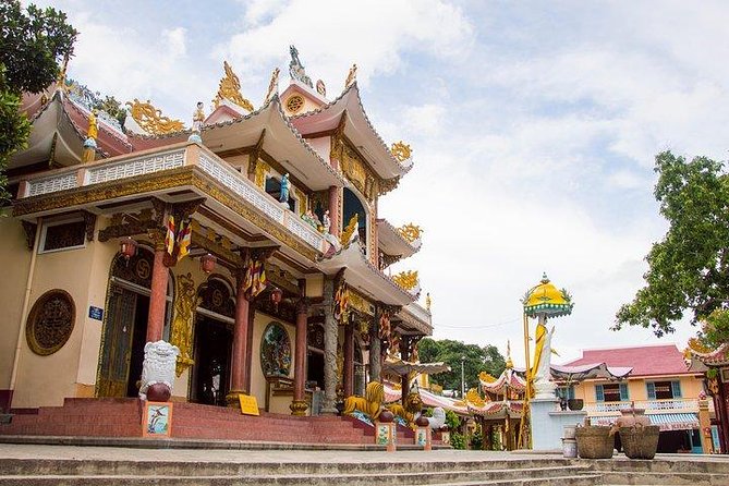 Cao Dai Temple And Black Lady Mountain Day Tour - Should you book the Cao Dai Temple and Black Lady Mountain tour?