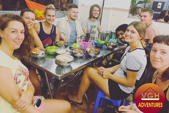 City explore combined with Food taste, Private tour on motorbike - Ba Thien Hau Temple: pictures, culture, and a story that reaches back