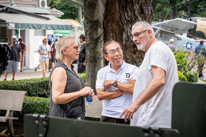 City Sightseeing Saigon Bus Tour - Nguyen Hue to the cathedral area: why the ending stop is a smart photo window