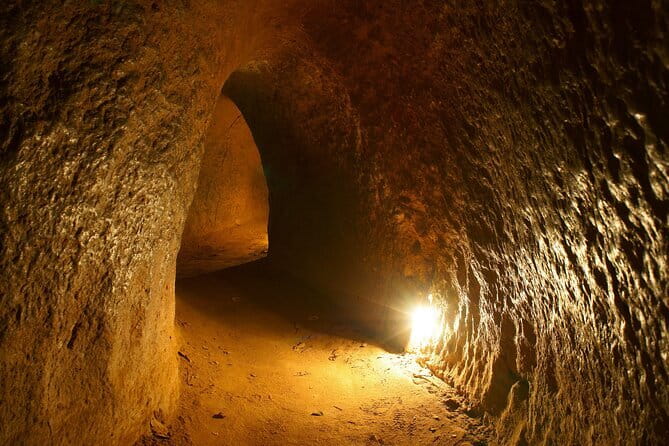Cu Chi - Cao Dai Holy See - Ba Den Mountain 1 DayTour - Who Should Book This Cu Chi – Cao Dai – Ba Den Day Tour