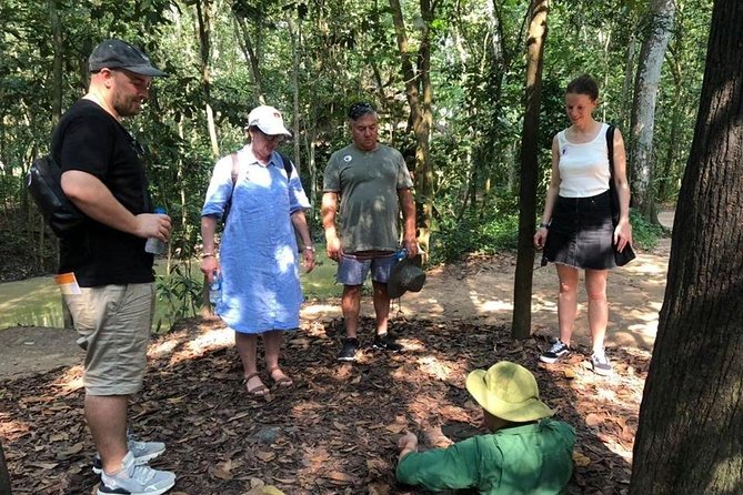 Cu Chi Tunnels and Mekong Delta 1 Day - Hand-rowing sampan: why the return ride feels different