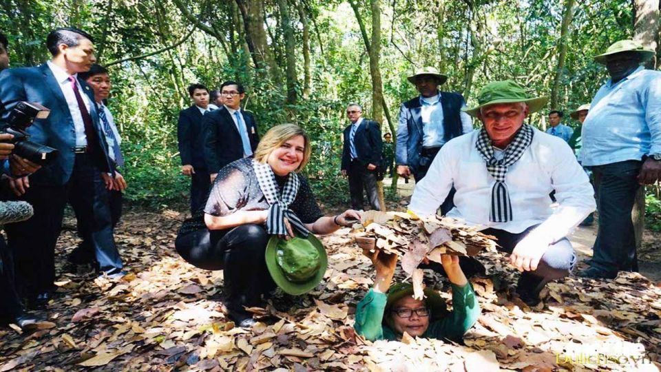 Cu Chi Tunnels and Mekong Delta Adventure 1 day - The Boat Circuit: Mekong Cruise, Sampans, and Three Islets