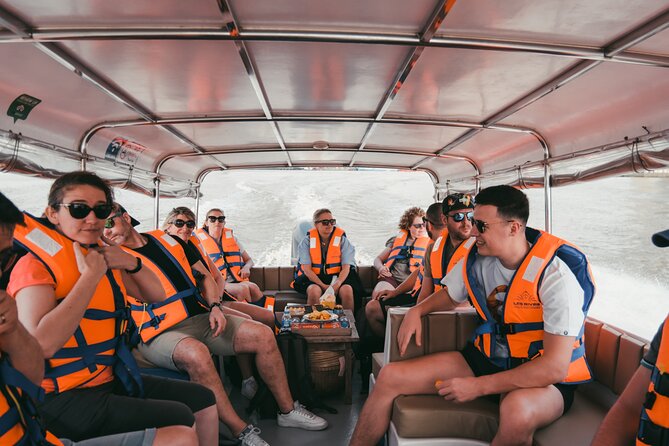 Cu Chi Tunnels & Mekong Delta Full Day By Speedboat - Food and pacing: bánh mì breakfast, fruits, and a multi-dish lunch