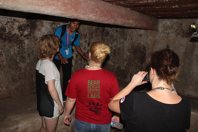 Cu chi tunnels Tour (Group and Private) - The secret network explanation before you crawl