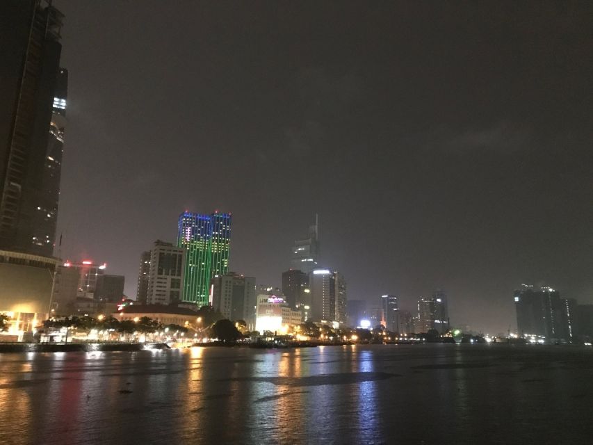 Deluxe Dining Cruise by DeluxeGroupTours - The 90-Minute Saigon River Cruise: Seeing the City From the Best Side