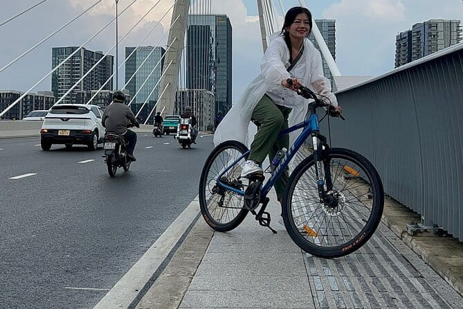 Discover Ho Chi Minh City’s Street Food & Hidden Life by Bicycle - Two Wheels Through Saigon: What This Bicycle Food Tour Really Feels Like