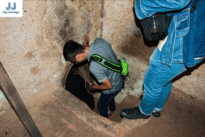 Explore Cu Chi Tunnels & Saigon History 1 Day Tour - Central Post Office and The Last Helicopter: two endings, one city