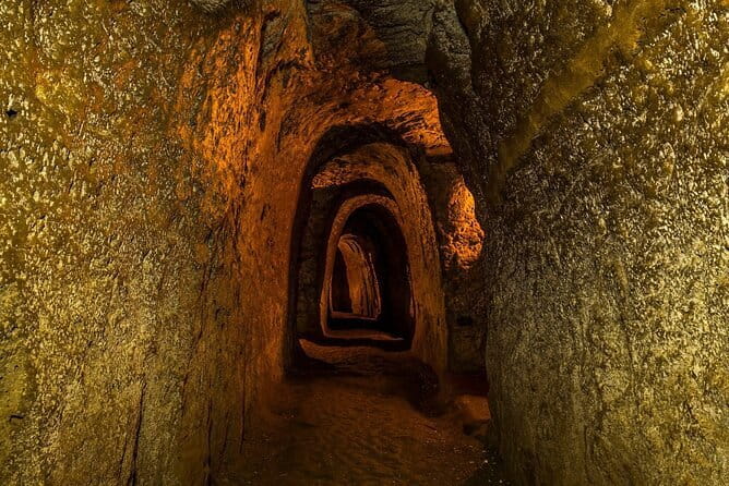Exploring Ho Chi Minh City and Cu Chi Tunnels - Key highlights you’ll remember