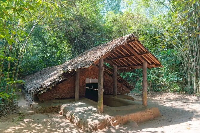 Exploring Ho Chi Minh City and Cu Chi Tunnels - Getting to Cu Chi: the 1.5-hour morning ride