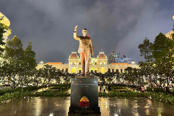 [Free E-sim] Evening Walking Tour in Saigon - Ho Chi Minh Statue: the story you can point to