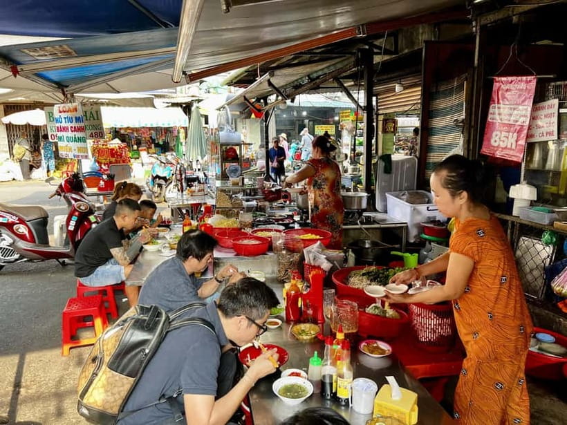 Free E-Sim Saigon Hidden Gems Tour with Local Guide - Who this Saigon walk is best for
