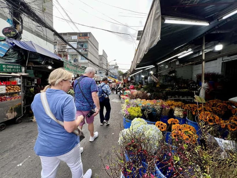 Free E-Sim Saigon Hidden Gems Tour with Local Guide - Ho Thi Ky Market: flowers, youth culture, and the real market rhythm