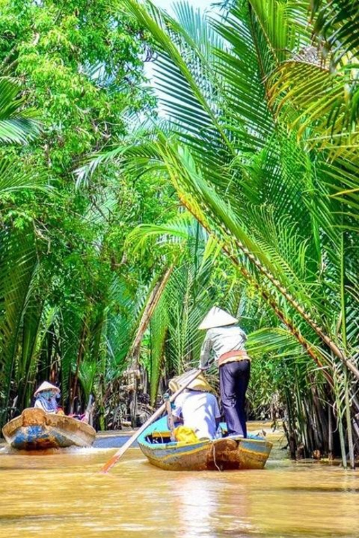 From Ho Chi Minh: Cu Chi Tunnels & Mekong Delta Full Day - Rowing canals and the full plate of hometown dishes
