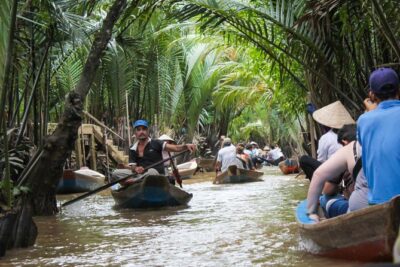 From Ho Chi Minh: Full-Day Mekong Delta Tour to My Tho & Ben Tre - Vinh Trang Pagoda: a calm, multi-style stop at 9:00 AM