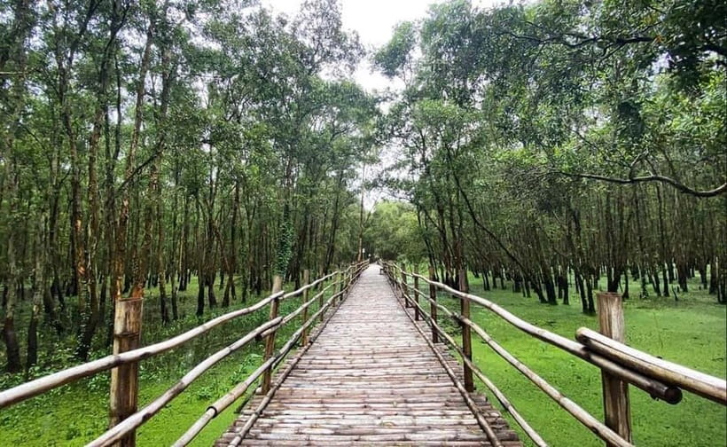 From Ho Chi Minh: Mekong Delta 3-Day Tour with Tra Su Forest - Day 2 Châu Đốc to Cần Thơ: Sam Mountain temples, Khmer pagodas, and Tra Sư’s calm