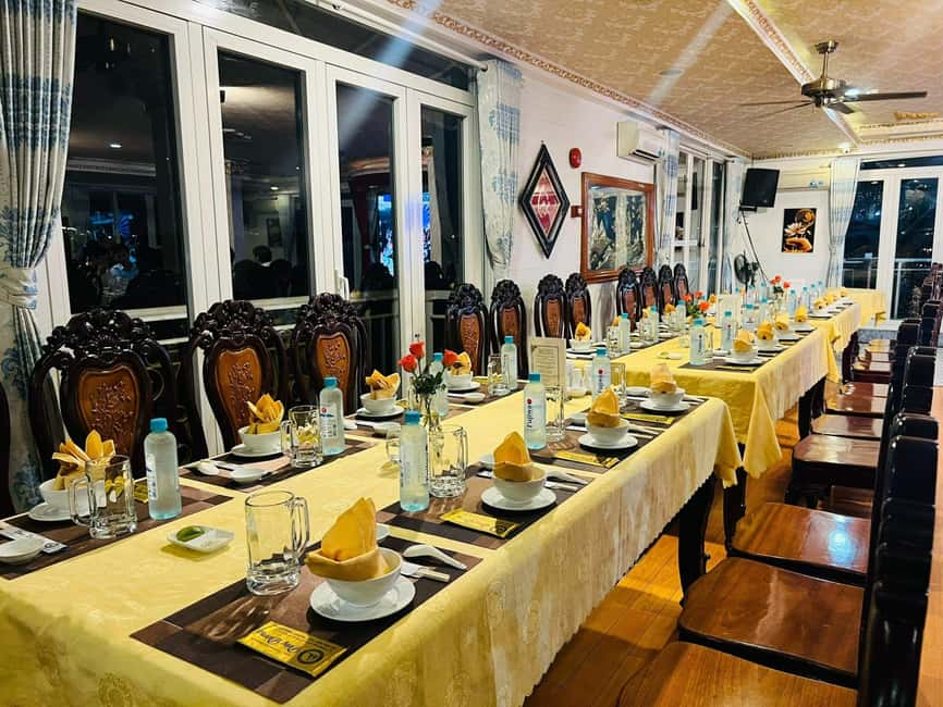 From Ho Chi Minh: Private Dinner Cruise on Saigon River Tour - Service and Crew: When the Staff Gets It Right