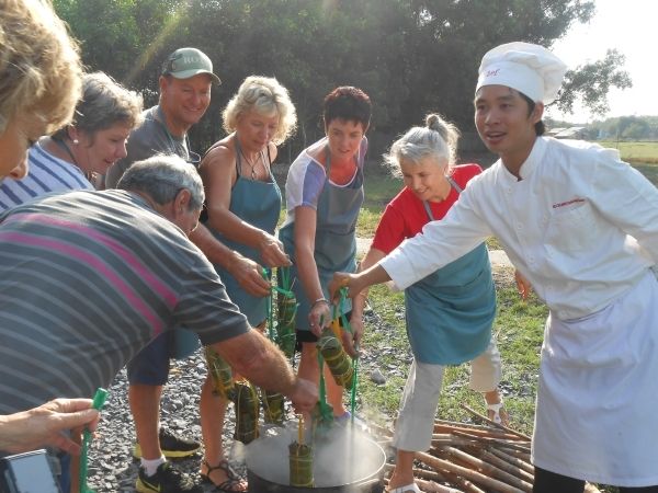 Full-Day Farming & Cooking class at Agricultural Village - Cattle and livestock time: seeing agriculture as work, not scenery