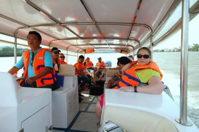 Full-Day Tour in the Cu Chi Tunnels with a Luxury Speed Boat - Cu Chi Tunnels: 3D Film, Trap Doors, and the Real Crawl
