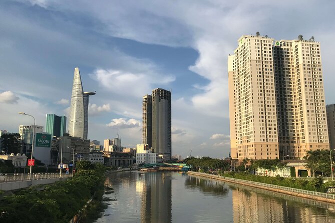 HCM city Chinatown Landscape, Beliefs & ghost tour by scooter - Who this tour suits best (and who should think twice)