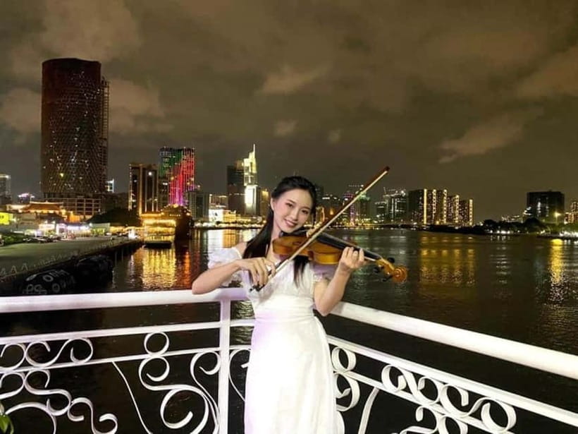 HCM: Night Experience Dinner Cruise on Saigon River - How the Night Cruise Works: Pickup, Boat Time, and Views