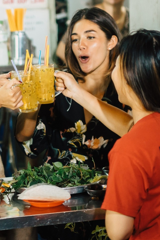 HCMC: A Taste of Vietnam Saigon Night Food Tour - Stop-by-stop: the five tastings that define the night