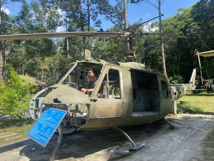 HCMC: English or German War History Tour: Tunnels & Museums - The value of squeezing Cu Chi Tunnels + 4 landmark stops into one day