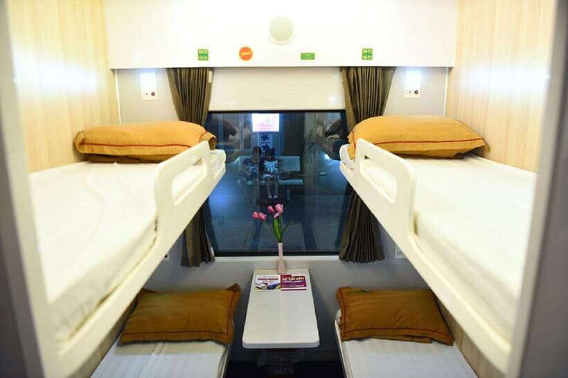 Ho Chi Minh: A comfortable safe trip to Phan Thiet by Train - On the Train: A/C Comfort, Sightseeing Windows, and Easier Conversation