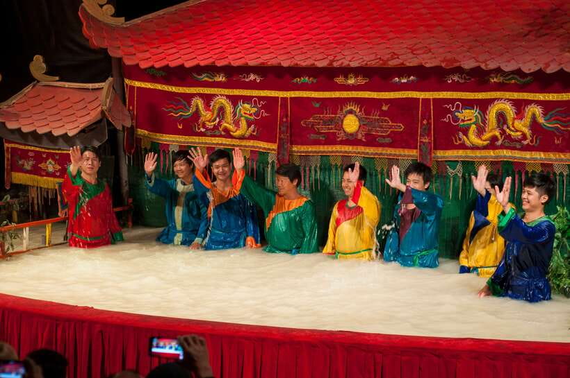 Ho Chi Minh: Authentic Vietnamese Dinner & Water Puppet Show - How Water Puppetry Works: Poles, Ropes, and Hidden Artisans