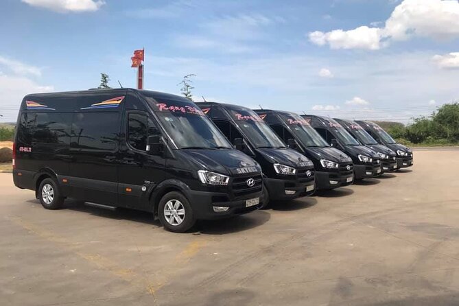 Ho Chi Minh City Airport Arrival Transfer to Hotel - The Ride Into Ho Chi Minh City Center (Short, But Not Empty)