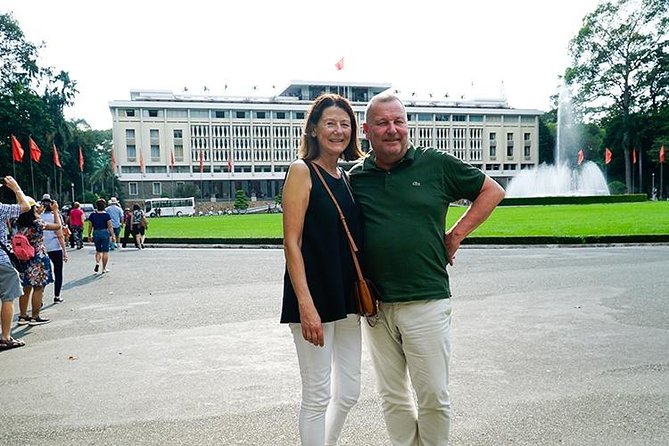 Ho Chi Minh City Half Day Tour - Jade Emperor Pagoda and Sơn mài Đại Việt: faith and hands-on craft