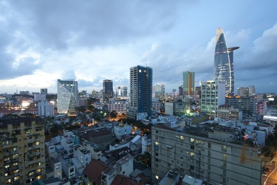 Ho Chi Minh City: Private custom tour with a local guide - Key things you’ll notice right away