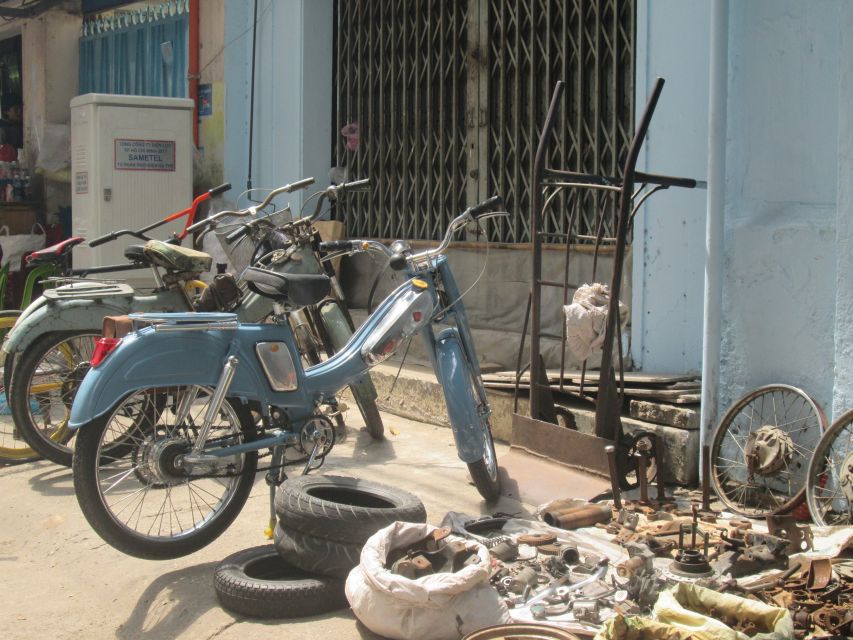 Ho Chi Minh City: Saigon Morning Markets Tour by Motorbike - What’s included, and what you should bring