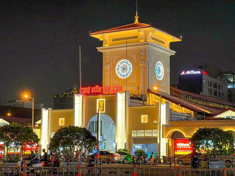 Ho Chi Minh City: Shopping Tour with Local Guide - The Local Brand Apartment: indie shops with a creative feel