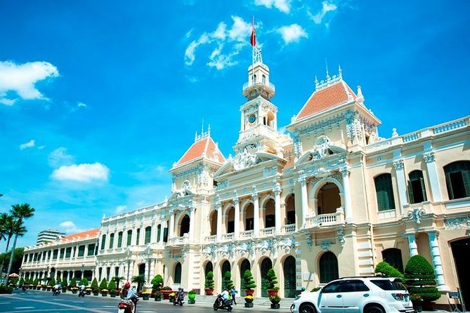 Ho Chi Minh City Shore Excursion With Local Tour Guide - Saigon Central Post Office: The Grand Room That Still Feels Useful