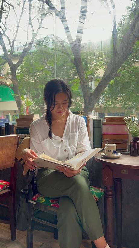 Ho Chi Minh City Sightseeing Cycling Private Tour By Bicycle - Food Options: VIP Hotpot, BBQ, or Seafood Buffet