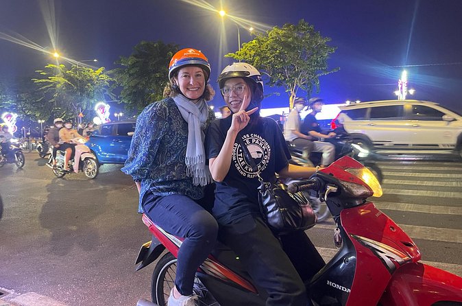 Ho Chi Minh city Sightseeing or Midnight nightlife by motorbike - Who this Saigon motorbike tour fits best