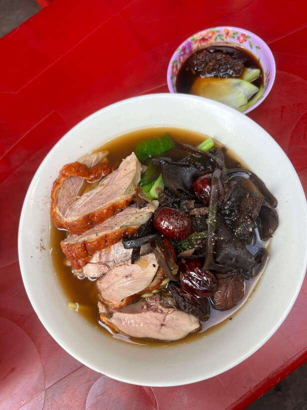 Ho Chi Minh City Street Food Private Tour By U.S.A Army Jeep - Price and value: $95 for jeep time plus guided eating