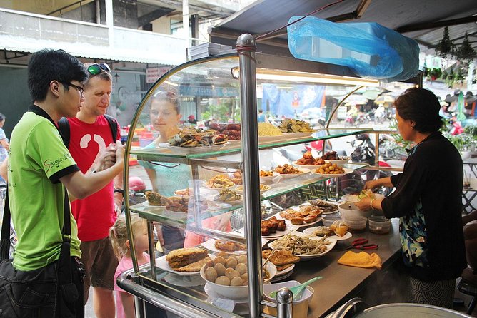Ho Chi Minh City: Street Food Walking Tour with 12 Tastings - Guides, English, and That City-Wide Street Sense