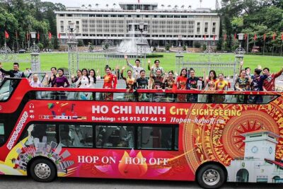 Ho Chi Minh City Tour and Independence Palace Ticket 2 in 1 - Starting at Saigon Central Post Office: where your day begins