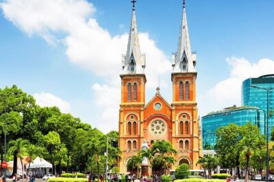 Ho Chi Minh City: War Remnants Museum & Ben Thanh Market - Morning pickup: the easy start that helps you focus