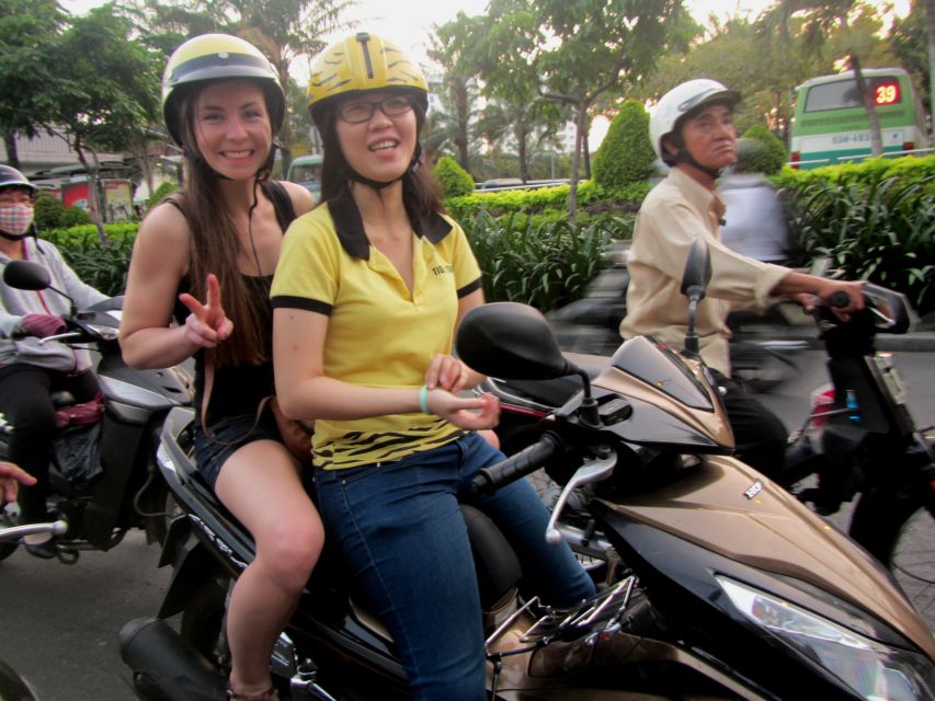 Ho Chi Minh City’s Most Tasty Street Food Tour by Motorbike - Tiny Shrimp Cakes: What Makes Banh Khot Worth Chasing
