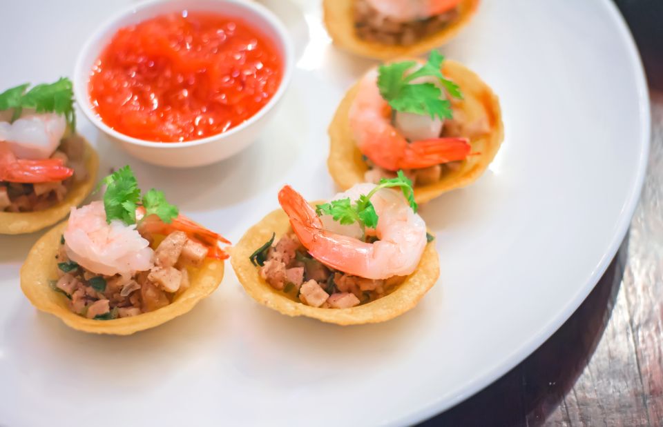 Ho Chi Minh City’s Most Tasty Street Food Tour by Motorbike - Steamed Rolls and Dumplings: Trying Two Kinds of Comfort